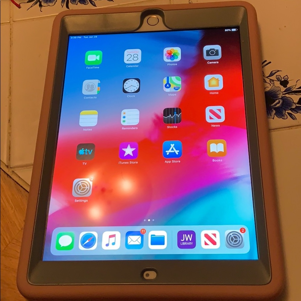 iPad $3000